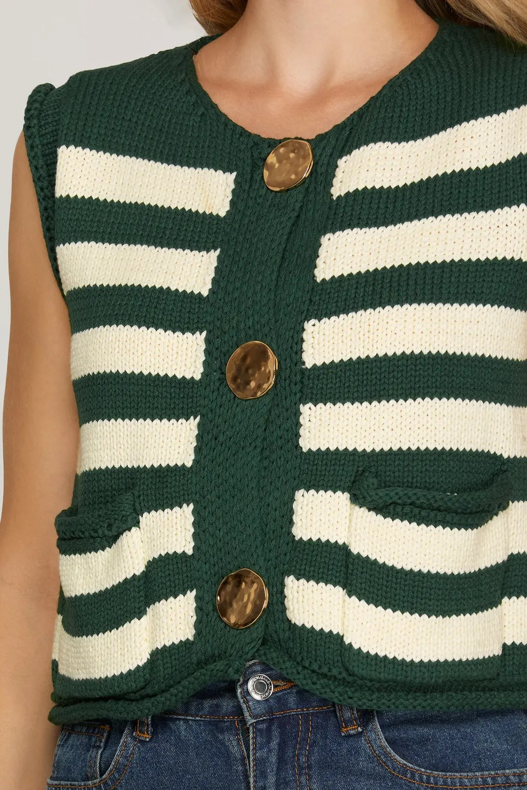 SLEEVELESS STRIPED SWEATER VEST